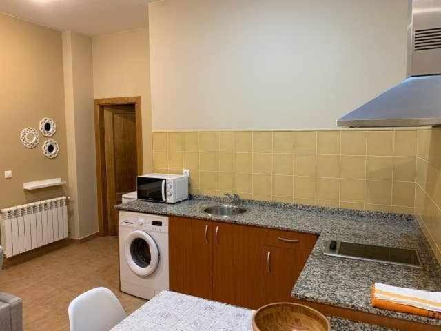 Cumbres De Los Picos Apartamento Treparriscos Poo  Exterior photo